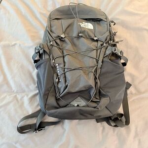 The North Face Charcoal Men's Backpack - Hardly Used